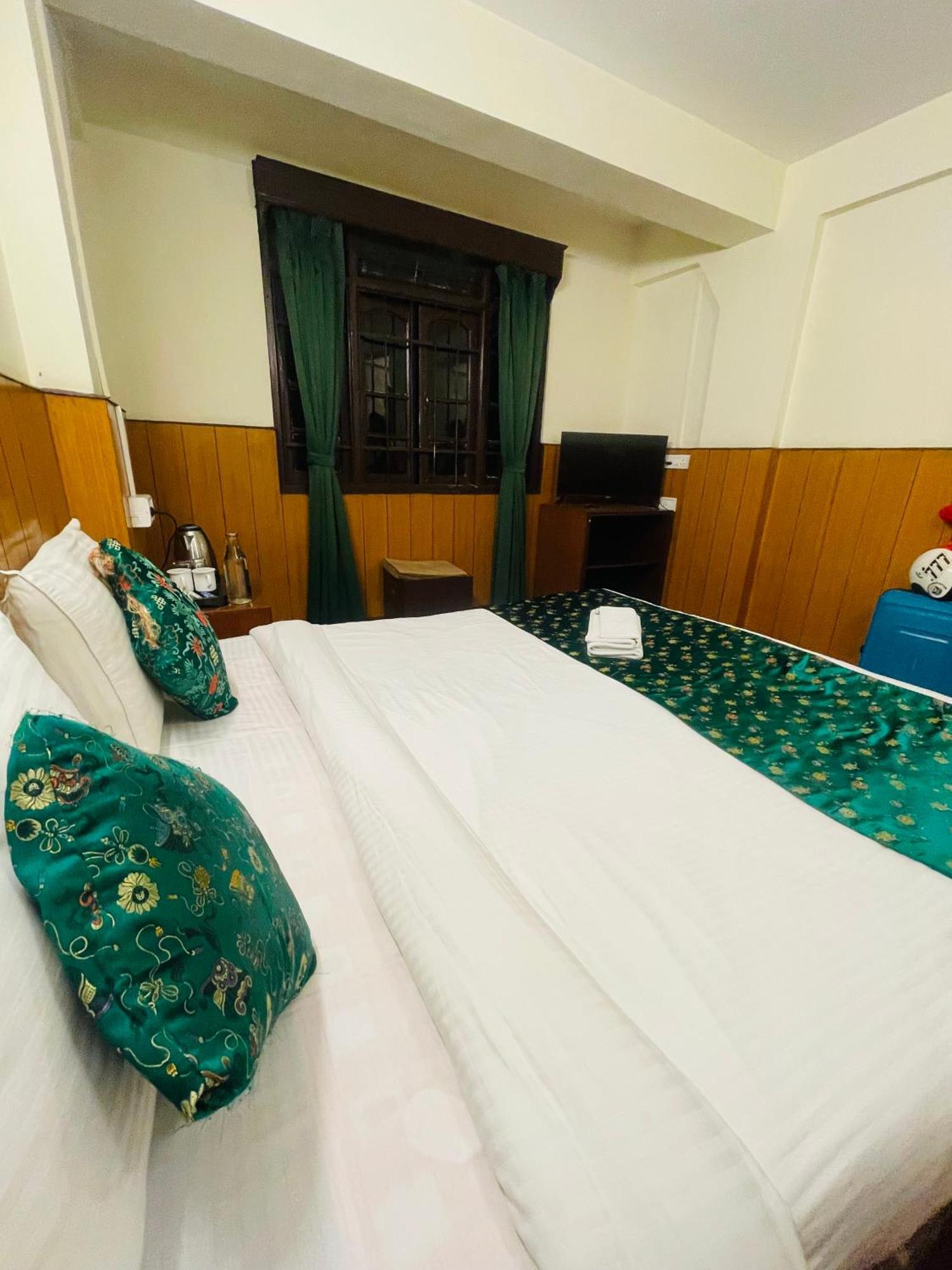 Hotel Palm Street Near Taj Agra  Luaran gambar